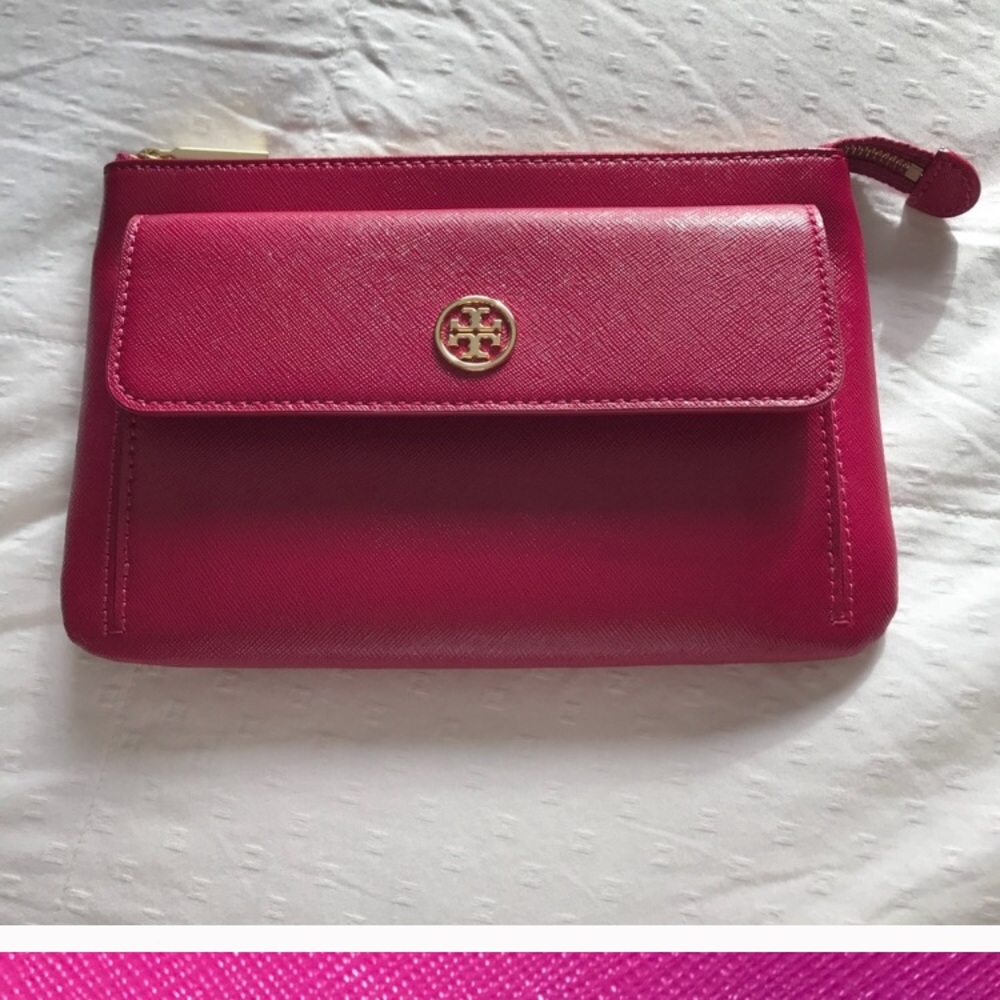NWOT Tory Burch snap button clutch